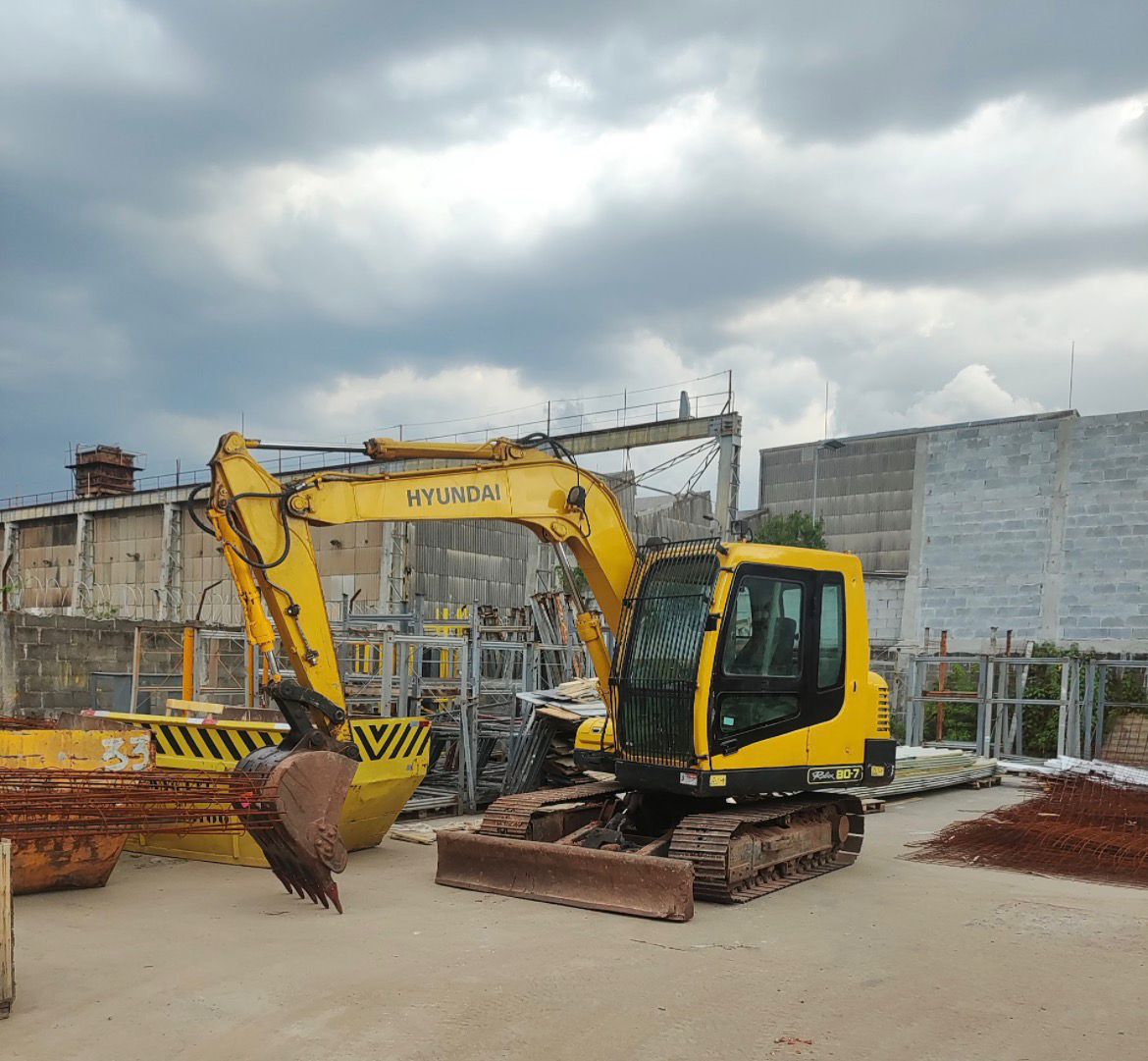 Escavadeira Hyundai